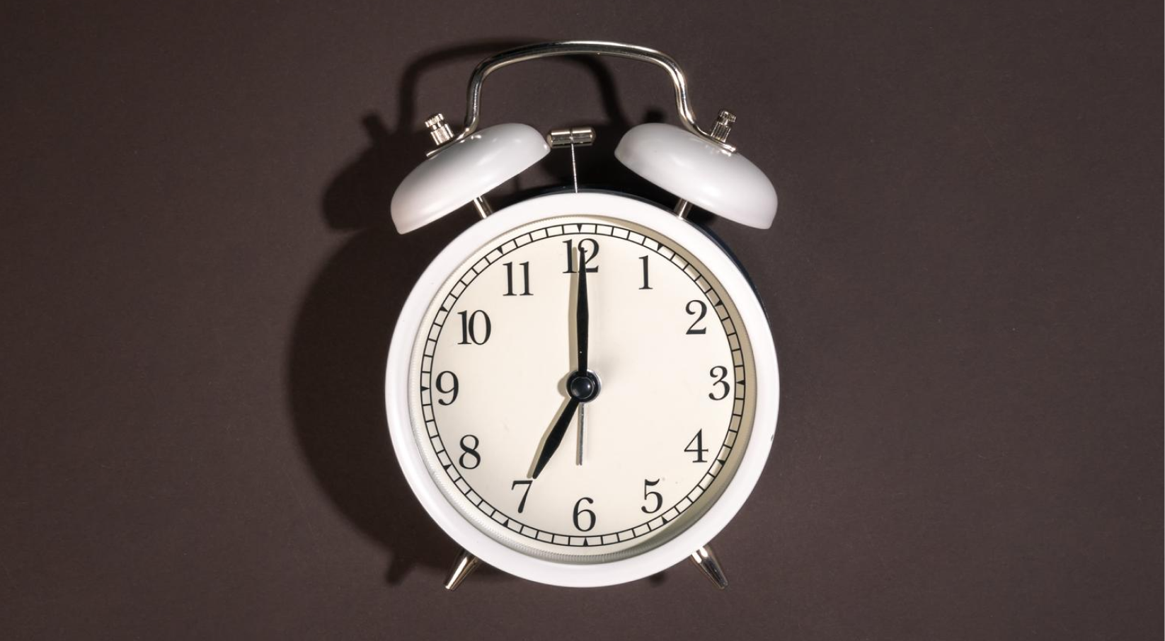 Daylight Saving Time and Sleep: How to Prepare for Falling Back | Ozlo
